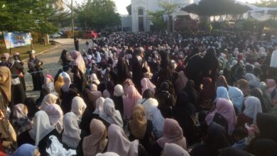 Kerumunan Jemaah Membludak, Pengajian Akbar Berujung Kejadian Duka Kerumunan Jemaah Membludak, Pengajian Akbar Berujung Kejadian Duka