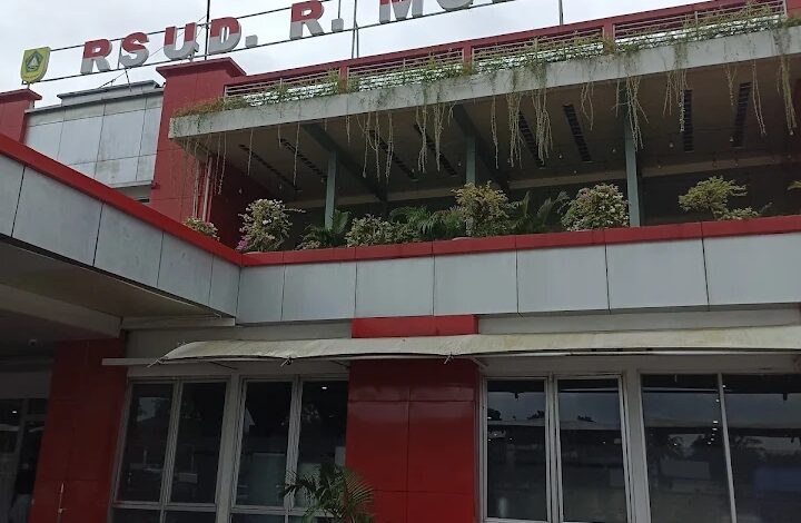 RSUD Moh. Noh Nur Benarkan Terima Dua Korban Pengajian Akbar, Satu Pasien Meninggal dalam Perjalanan RSUD Moh. Noh Nur Benarkan Terima Dua Korban Pengajian Akbar, Satu Pasien Meninggal dalam Perjalanan