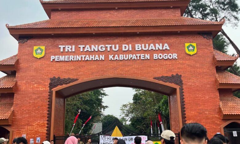Rp1,5 Miliar Disorot, BEM UMBARA Tantang KPK Bongkar Tuntas Dugaan Korupsi di Pemkab Bogor Rp1,5 Miliar Disorot, BEM UMBARA Tantang KPK Bongkar Tuntas Dugaan Korupsi di Pemkab Bogor