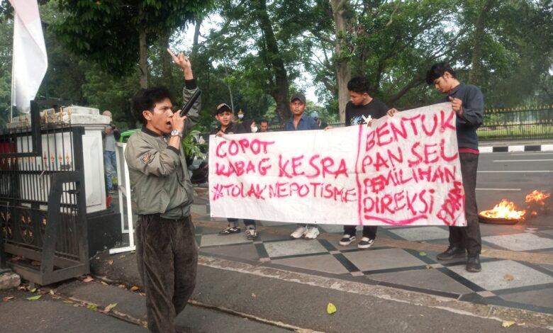 PPAK Siapkan Aksi di Depan Pintu Istana Bogor, Seleksi Direksi Tirta Pakuan Kembali Digugat PPAK Siapkan Aksi di Depan Pintu Istana Bogor, Seleksi Direksi Tirta Pakuan Kembali Digugat