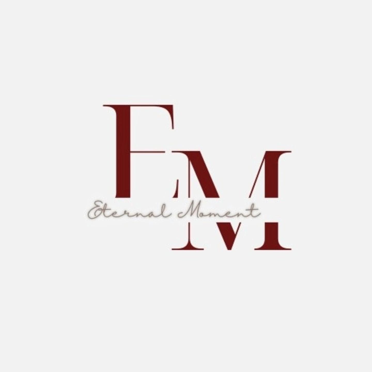 eternalmoment Logo