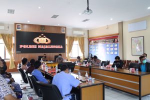 Jelang Natal dan Tahun Baru, Polres Majalengka Gelar Rakor Bersama Pengurus Gereja IMG 20211201 WA0034