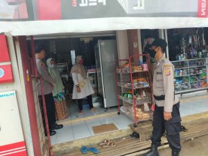 Ops Yustisi Pendipslinan Prokes Covid-19, Polsek Malausma Berikan Himbauan Prokes Kepada Warga IMG 20211213 WA0005