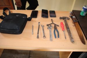Unit Reskrim Polsek Pringsewu Kota Bersama Tim Tekab 308 Satreskrim Polres Pringsewu Berhasil Bekuk Pelaku Curat IMG 20211215 WA0034
