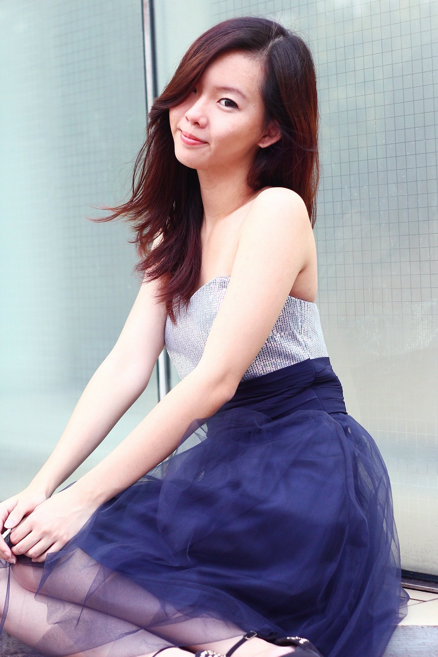 Fashion Designer, Claudia prom-dress-326966_1280