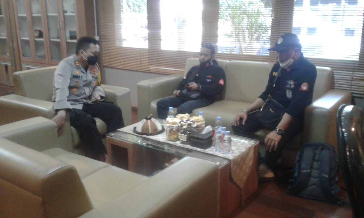 Kunker Tim Investigasi DPD PUSKOMINFO INDONESIA Jatim di Polres Gresik,menjelang Louncing Yayasan PP"AJIB"Surabaya