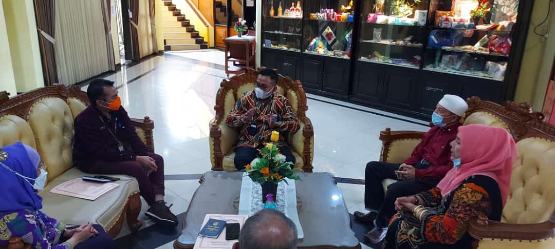 Kunjungan di kantor Dinas Sosial Prov. JATIM Kunjungan di kantor Dinas Sosial Prov. JATIM