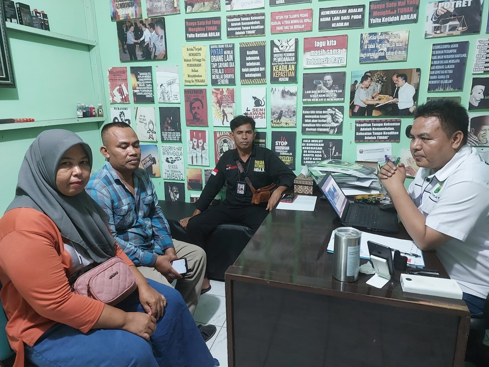 Advokat Diansyah Putra, Merubah Paradigma Masyarakat Tentang Hukum. Advokat Diansyah Putra, Merubah Paradigma Masyarakat Tentang Hukum.