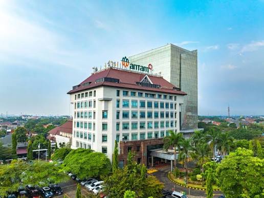 ANTAM Tegaskan Kabar Ledakan Tambang dan Ratusan Pekerja Terjebak adalah Hoaks ANTAM Tegaskan Kabar Ledakan Tambang dan Ratusan Pekerja Terjebak adalah Hoaks