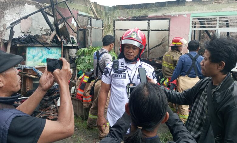 Si Jago Merah Lalap Tiga Rumah di Sukarapih Ciomas, Api Dipadamkan dalam 45 Menit Tanpa Korban Jiwa