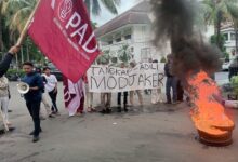 Demo Kejari, KOPAD Desak Tangkap Mantan Dirut Perumda PPJ
