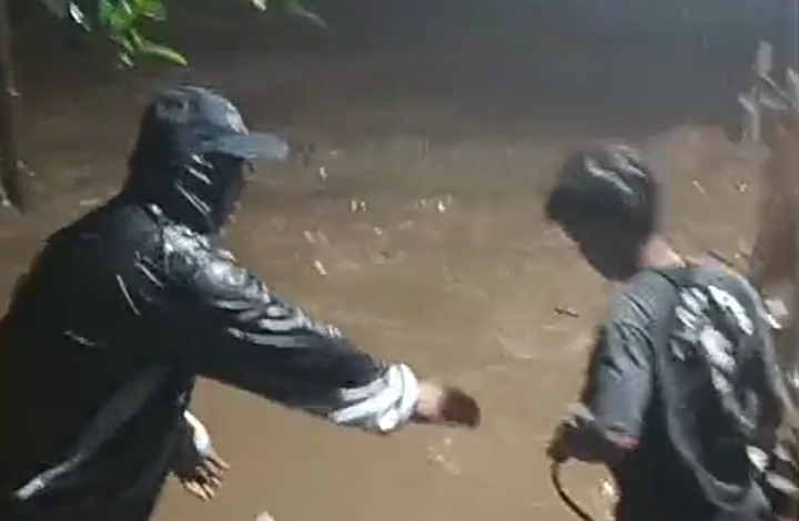 Debit Air Meningkat, Desa Gobang Dilanda Banjir, Warga Diminta Waspada