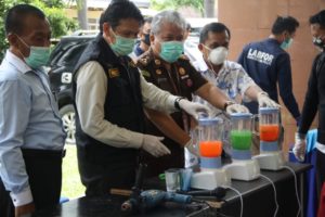 Direktorat Reserse Narkoba Polda Sumsel Gelar Pemusnahan Barang Bukti Narkoba WhatsApp Image 2020 04 09 at 12.44.47 5 1024x683 1