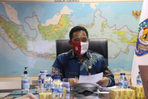 15925824399A827AD3 627B 4E49 BD86 F40B1B86E6DE