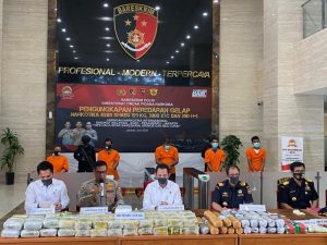 Bareskrim Polri Gagalkan Penyelundupan 159 Kg Narkoba Dari China, Lima Pelaku Ditangkap IMG 20200625 WA0032 1024x768 1