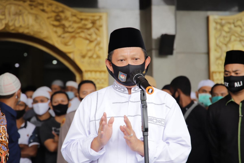 15955714653322C2CA 425C 4A0A 8FDD 70EBF2643D64