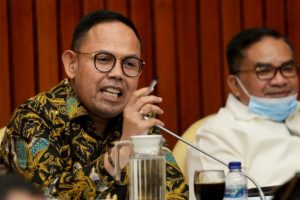 Kementan diminta Fokus Masalah Produksi Pertanian Ketimbang Kalung Antivirus Corona 20200707 002044