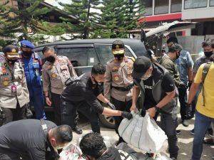 398065ea cfc8 49e0 8fc6 1b6563d4f008 1024x768 1