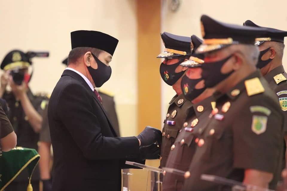 Jaksa Agung Lantik Kajati dan Pejabat Eselon II,Jaga Marwah Kejaksaan dan Tingkatkan Kepercayaan Masyarakat FB IMG 1596604775704