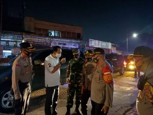 Ciptakan Situasi Kamtibmas di Tengah Pandemi Covid19, Polres jakbar bersama tiga Pilar Patroli Dialogis IMG 20200906 WA0014