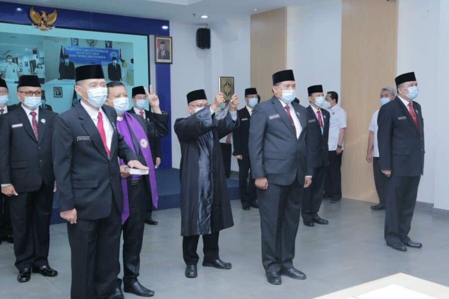 cb4b154e 1972 450b 97be b74396a082a0 900x600 1