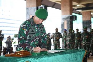 Kasad Rotasi Pimpinan Jabatan Penting Sekaligus Terima Laporan Kenaikan Pangkat Perwira Tinggi TNI AD FB IMG 1606194698981