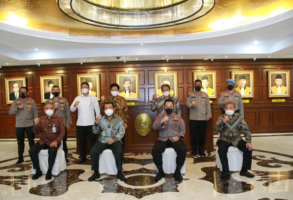 Kapolri Ke MA 2 www.humas .polri .go .id 1024x697 1