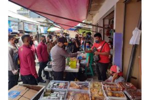 Kapolda Metro Jaya Gencarkan Program Kampung Tangguh,Swab Antigen Gratis dan Bagikan Masker kapolda metro jaya bagikan 100 ribu masker dan fasilitasi swab gratis vpo