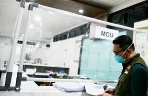 Ridwan Kamil : COVID-19 Varian Delta Sudah Ditemukan di Karawang dan Kota Depok 20210622 004355