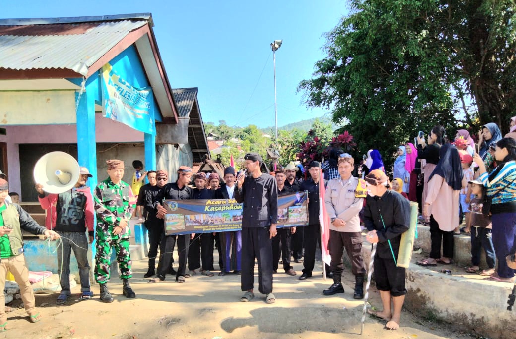 IMG-20240805-WA0024 Bhabinkamtibmas Polsek Bayah Polres Lebak Menghadiri Kegiatan Seren Tahun