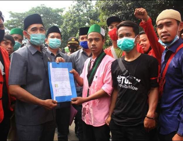 Dugaan Melanggar UU ASN Kadisdukcapil Dan Sekmat Menes Harus Minta Maaf Kepada Masyarakat Pandeglang