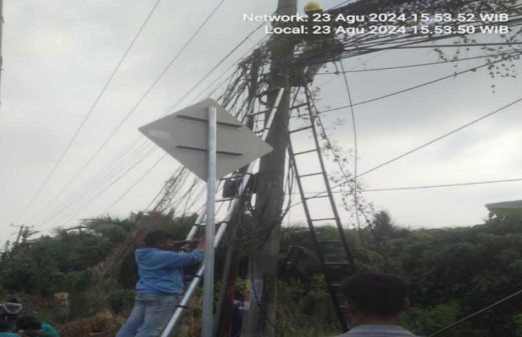 IMG_20240824_195121 Kebakaran Kabel Internet Diduga Milik Perusahaan Tidak Berizin: Sepanjang Jalan Raya Serang--Pandeglang Jadi Semerawut