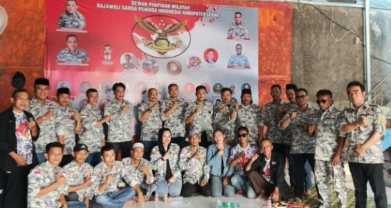 Screenshot_20240814_183431_WhatsApp Diduga Arogan dan Halangi Tugas Wartawan: Ormas RGPI Siap Aksi Minta Copot Oknum Kades Karangnunggal