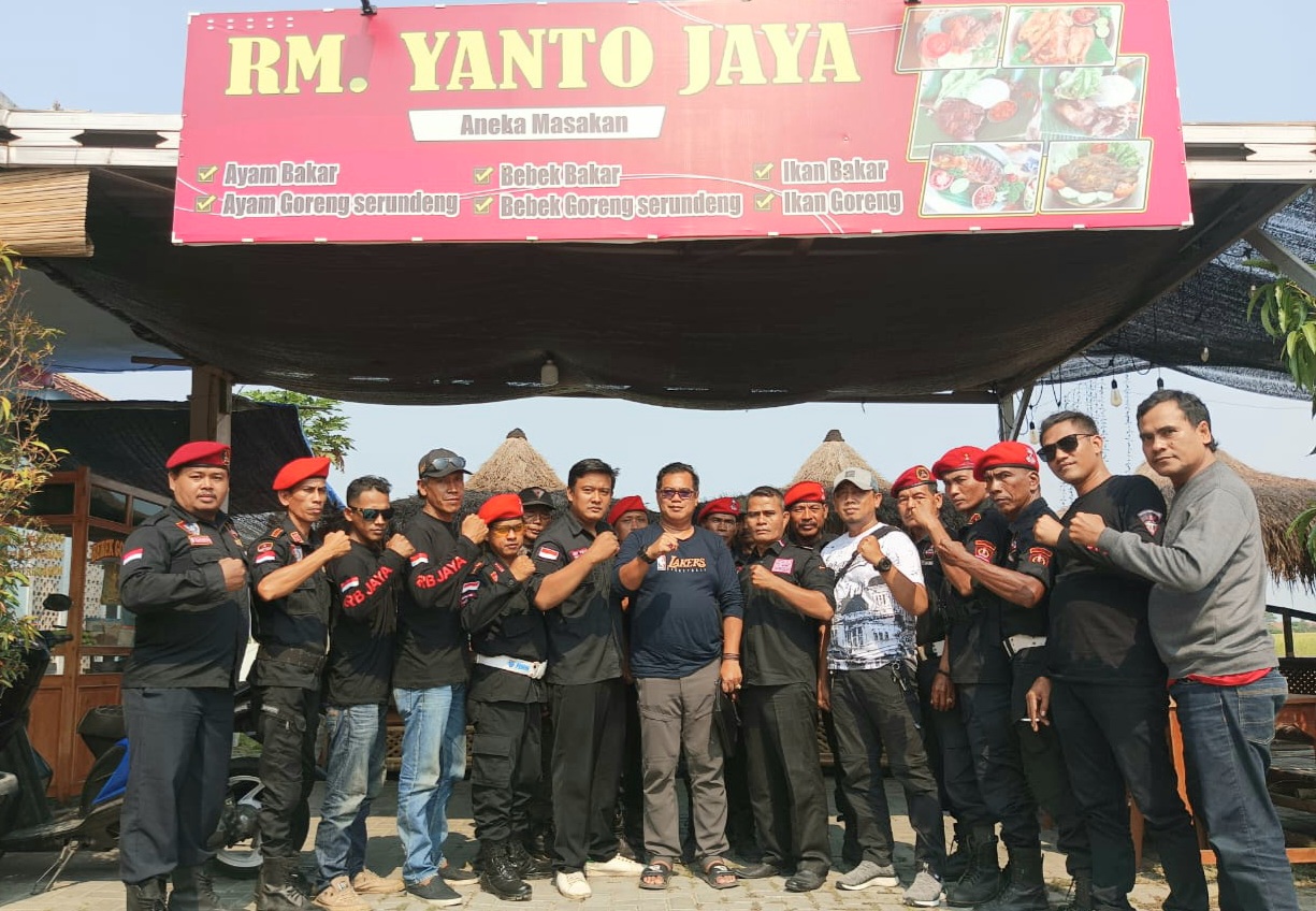 Ciptakan Pilkada 2024 Aman Damai: Ketua DPC GRIB Jaya Kabupaten Serang Beserta Jajaran Gelar Deklarasi