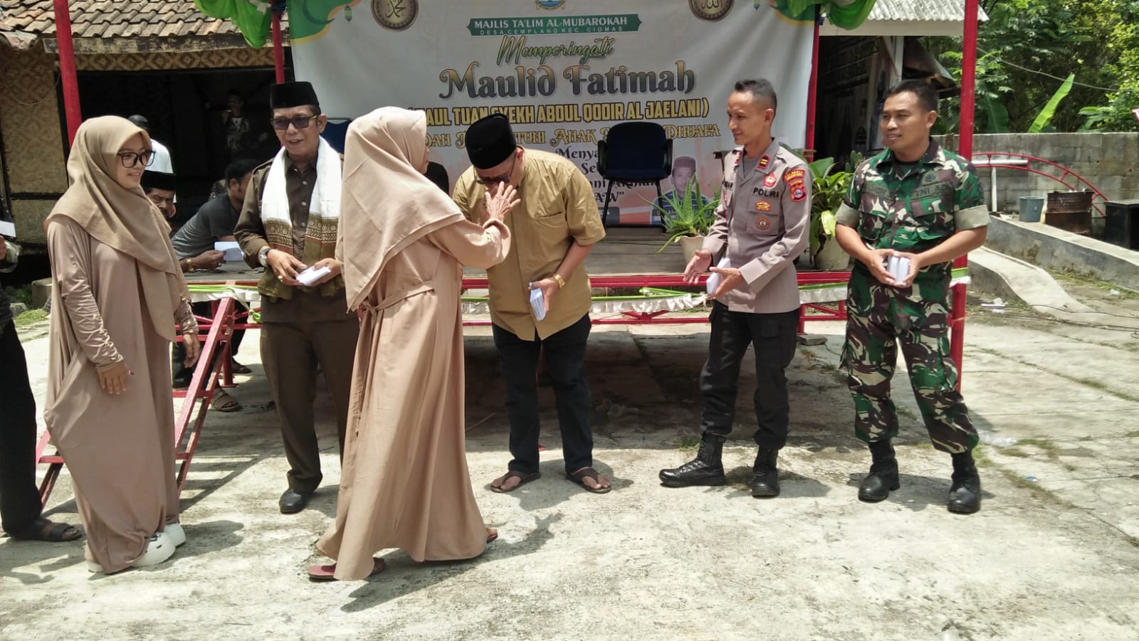 Acara Haul Tuan Syeh Abdul Khodir Jaelani Sekaligus Santunan: Dilaksanakan oleh Pemerintah Desa Cemplang