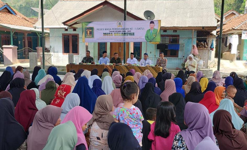 IMG-20241023-WA0010 Pada Reses Hari ke-6: Anggota DPRD Provinsi Banten Akan Prioritaskan Jalan Poros Desa dan Pemekaran Wilayah