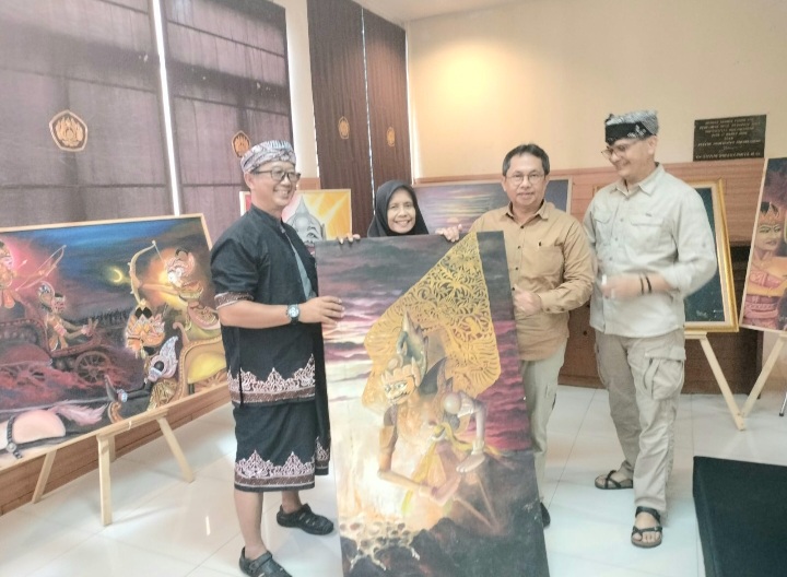 Kegiatan Bale Rumawat UNPAD Bandung Angkat Seni Tradisional dengan Sentuhan Modern Wayang Ajen