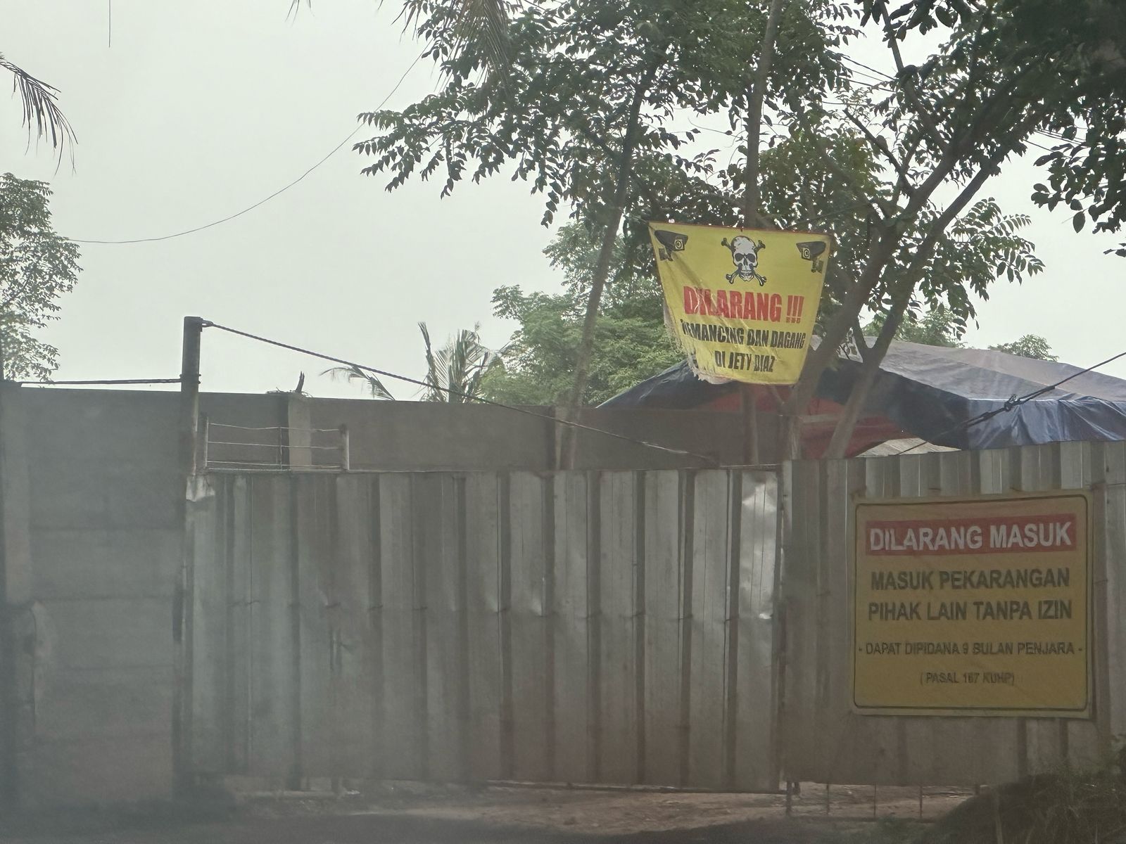 Aktifitas Bongkar Scrap Kapal X Press Pearl Oleh TB Fajar Putra dan MBS 8: Sebutkan Itu Diluar Jetty PT. Diaz