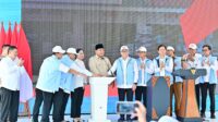 Menteri Nusron Dampingi Presiden Prabowo Resmikan 80.000 Koperasi Desa Merah Putih