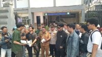 Aksi Mahasiswa Beserta Alumni SMAN4 Kota Serang Desak Kasus Dugaan Pelecehan dan Pungli