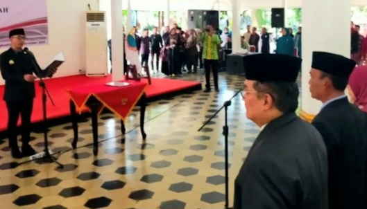 Screenshot_20251128_082414_Chrome Rotasi dan Promosi Tiga Pejabat Eselon III di Lingkungan Pemkab Lebak: Bupati Hasbi Jayabaya Rombak Pejabat