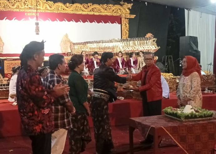 Screenshot_20251129_071056_WhatsAppBusiness HUT Sanggar Seni Panginyongan Gegerkan Purwokerto dengan Pagelaran Wayang Kulit “Sang Antasena”