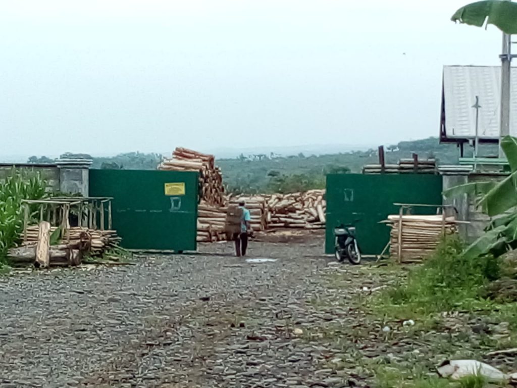 Bupati Garut Diminta Turun Tangan, Selain Dikeluhkan Warga Pabrik Tripleks PT. Alba Utama Diduga Beroperasi Tanpa Izin