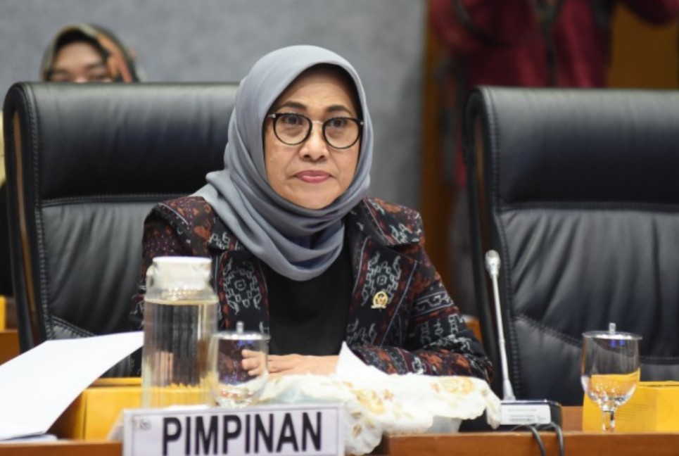 Wakil Ketua Komisi X DPR RI Hetifah Sjaifudian,Tahun Ajaran Baru Tetap Belajar Jarak Jauh