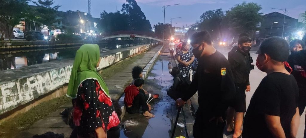 Tenteng Celurit Sambil Live di Instagram, Geng Motor Di Ringkus Team Pemburu Preman