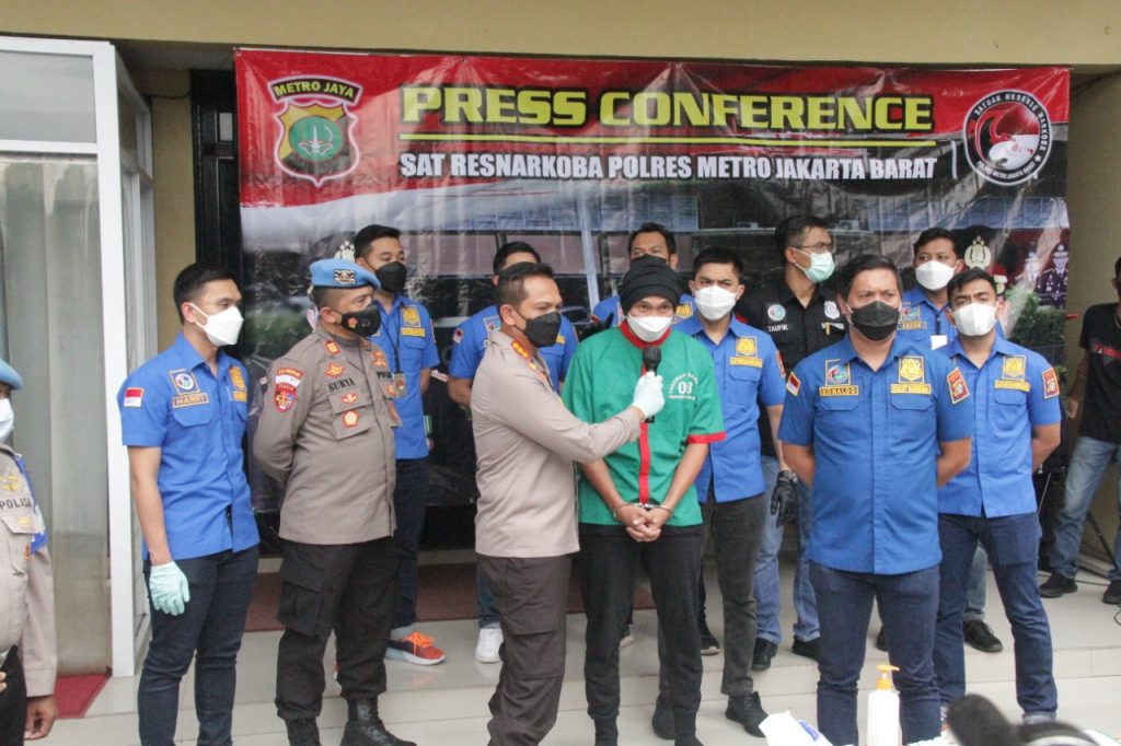 Anji Resmi Ditetapkan Sebagai Tersangka , Polisi Beberkan Kronologi Penangkapan