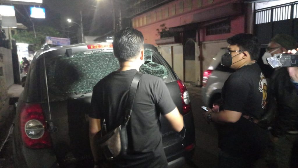 Buru Pelaku, Polisi Gelar Olah TKP Kasus Penembakan Di Tamansari Jakarta Barat