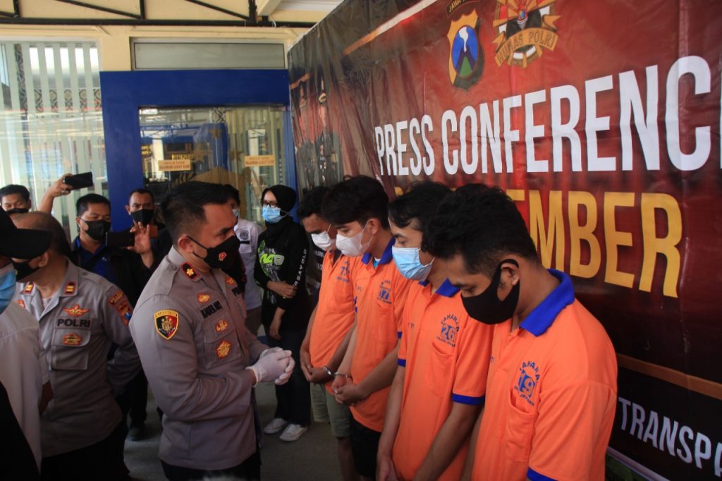 4 Pengedar Ganja Dibekuk Satreskoba Polres Jember