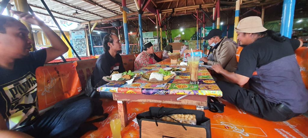 PEMBERIAN BANTUAN KEPADA MANTAN NARAPIDANA TERORISME DI KOTA BANDUNG DAN CIMAHI YANG TERDAMPAK COVID-19