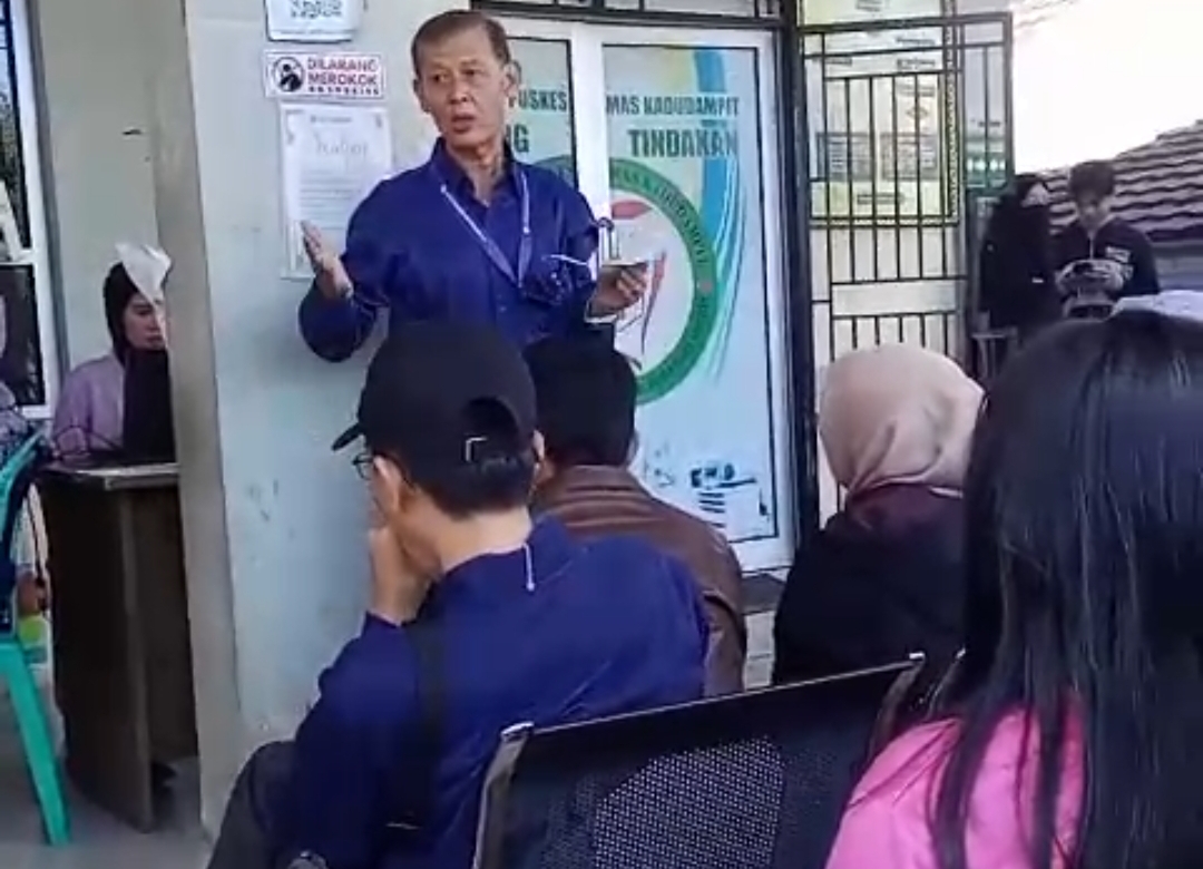 Hari Pertama Buka Pelayanan dari libur Nasional Hari Raya, Puskesmas Kadudampit Di Padati Pasien Hari Pertama Buka Pelayanan dari libur Nasional Hari Raya, Puskesmas Kadudampit Di Padati Pasien